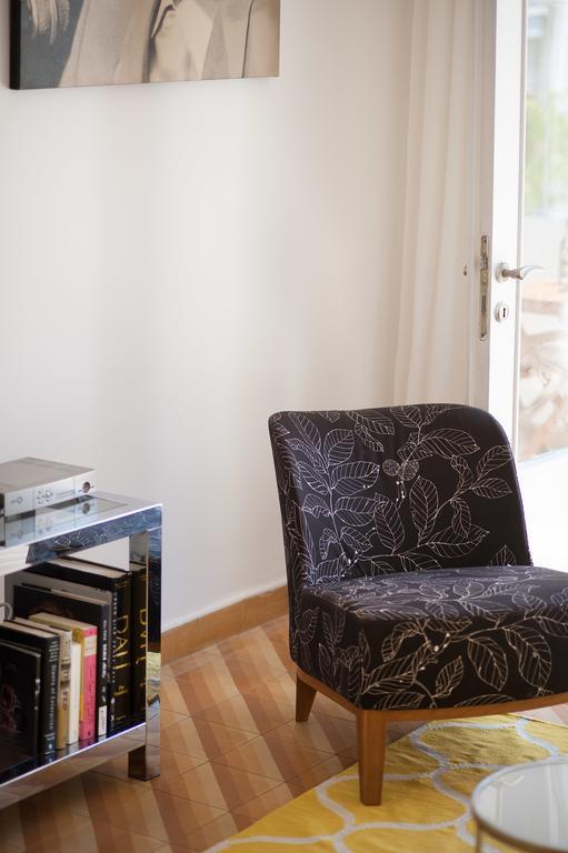Charming 2Bd Apt W/ Balcony By Sea N' Rent Tel-Aviv Szoba fotó
